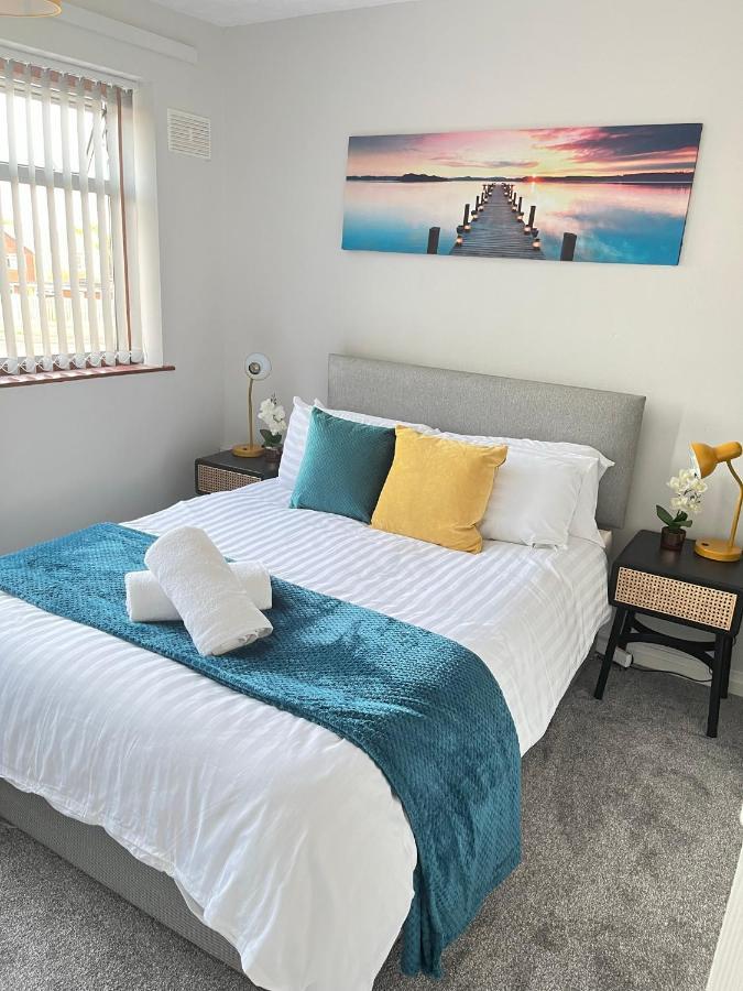 Hilltop Place Suites Near Doncaster Racecourse מראה חיצוני תמונה