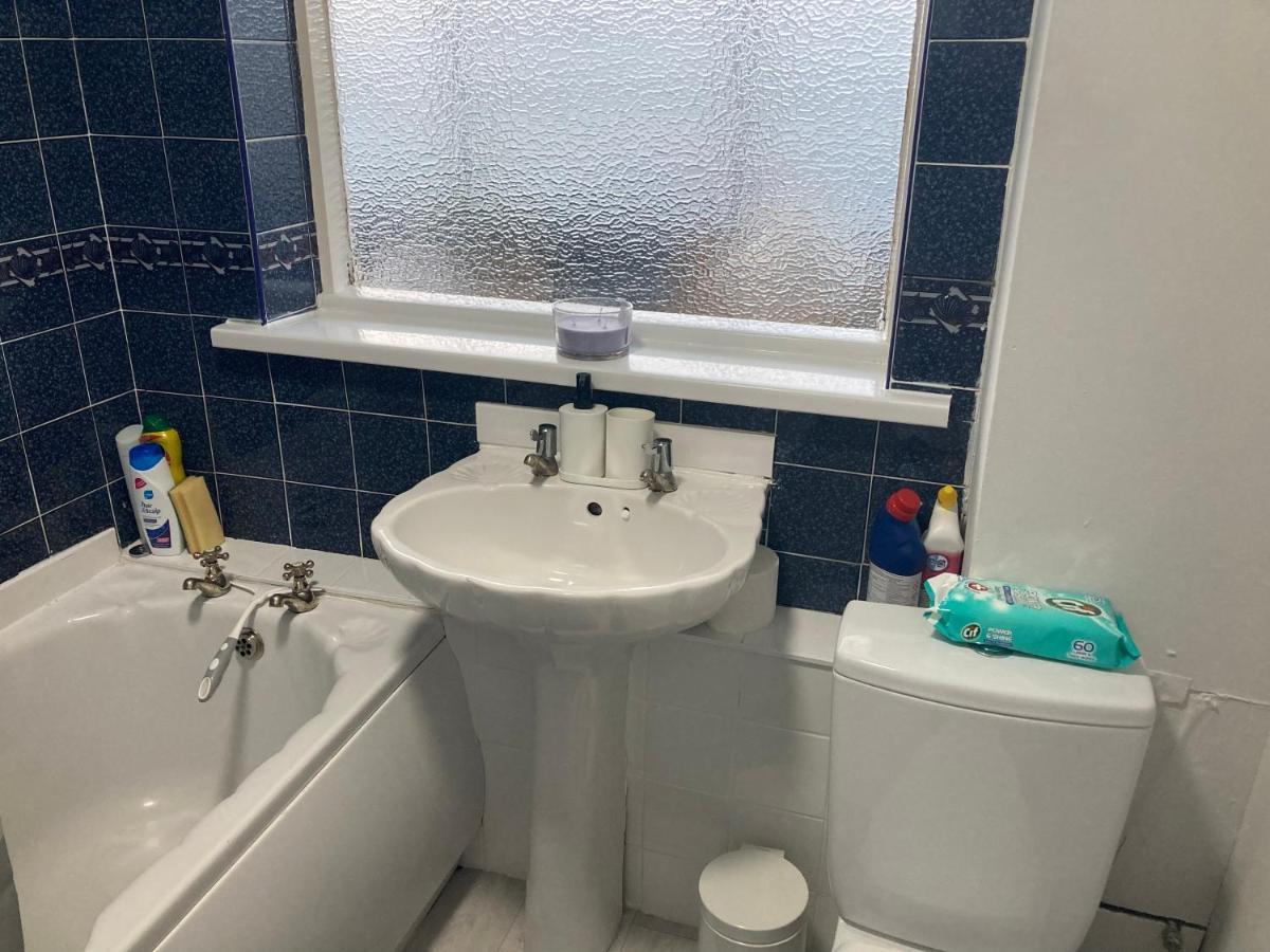 Hilltop Place Suites Near Doncaster Racecourse מראה חיצוני תמונה