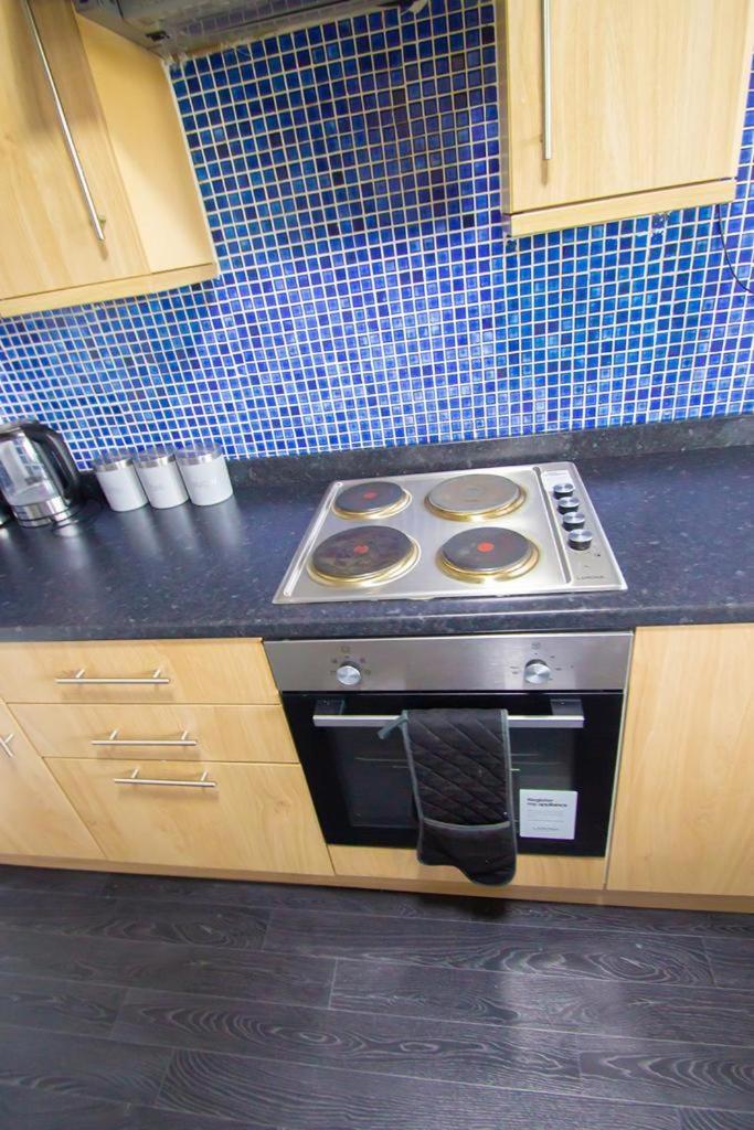 Hilltop Place Suites Near Doncaster Racecourse מראה חיצוני תמונה